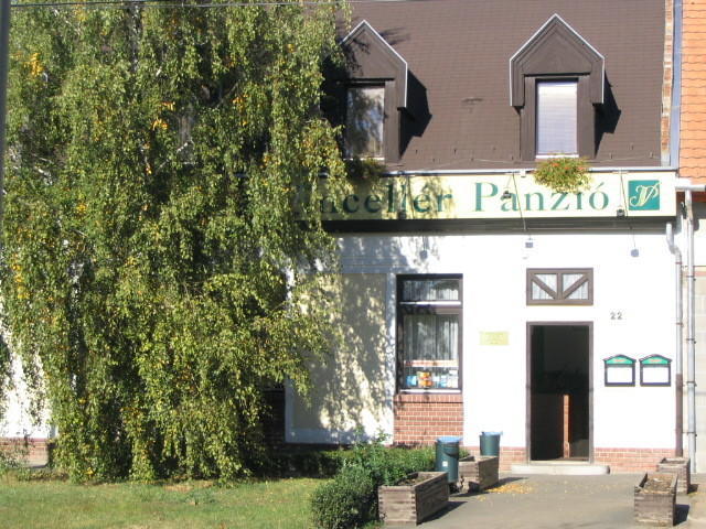 Vincellér Panzió és Étterem Hotel Gyöngyös Exterior foto