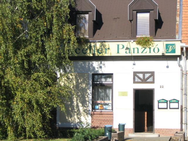 Vincellér Panzió és Étterem Hotel Gyöngyös Exterior foto